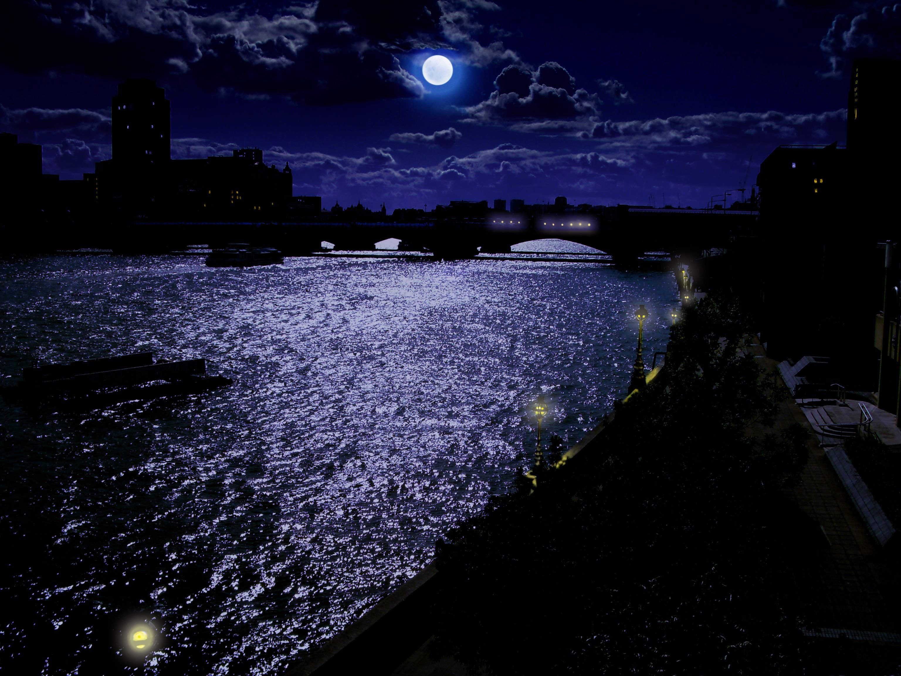 Main night. Луна над городом. Ночь над городом. Лунная ночь. Ночная Луна.